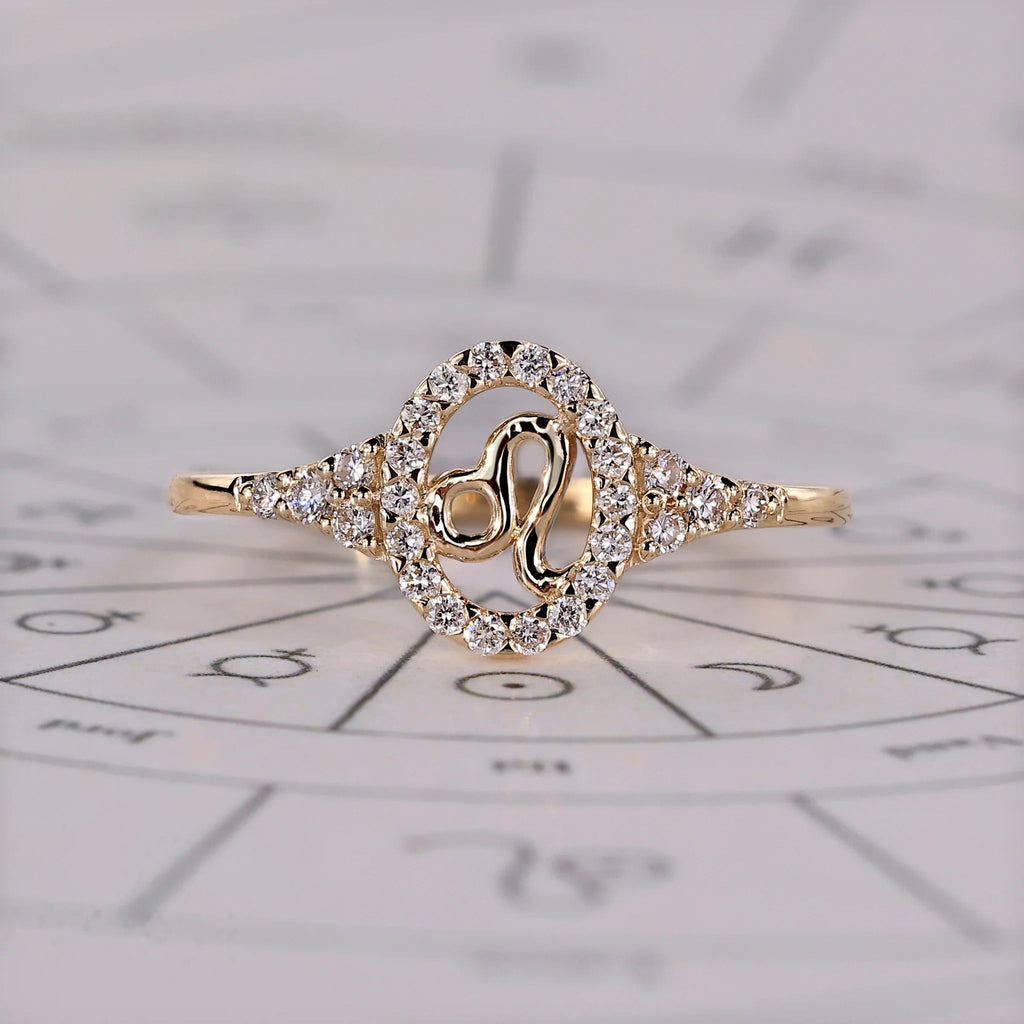 0.45 TCW Round Side Leo zodiac Ring