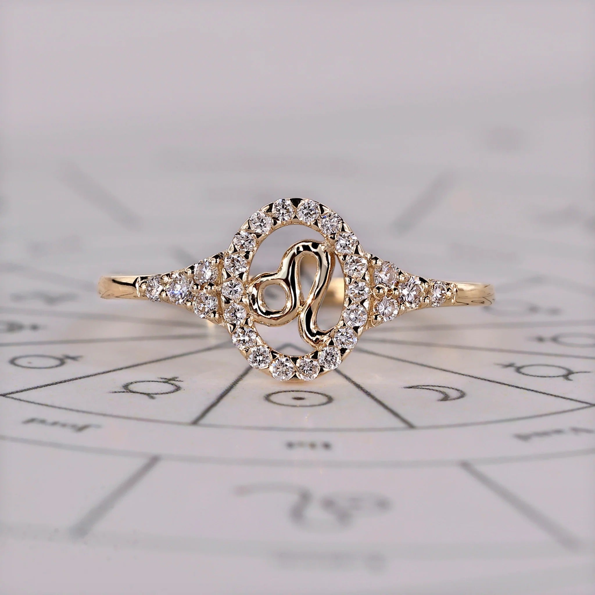 0.45 TCW Round Side Leo zodiac Ring
