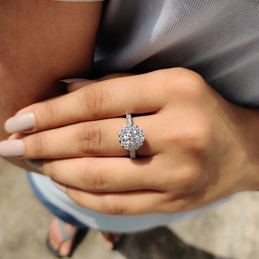 1.0 - 2.0 CT Round Cut Moissanite Halo Engagement Ring