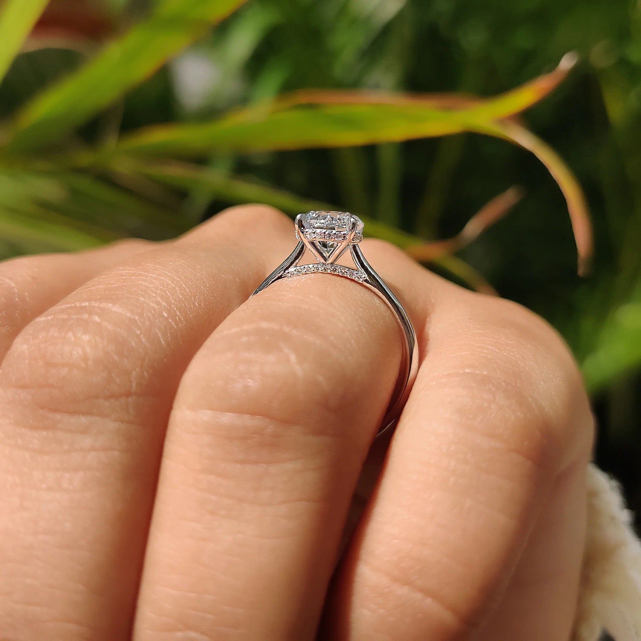 0.5 - 1.5 CT Round Cut Moissanite Cathedral Engagement Ring