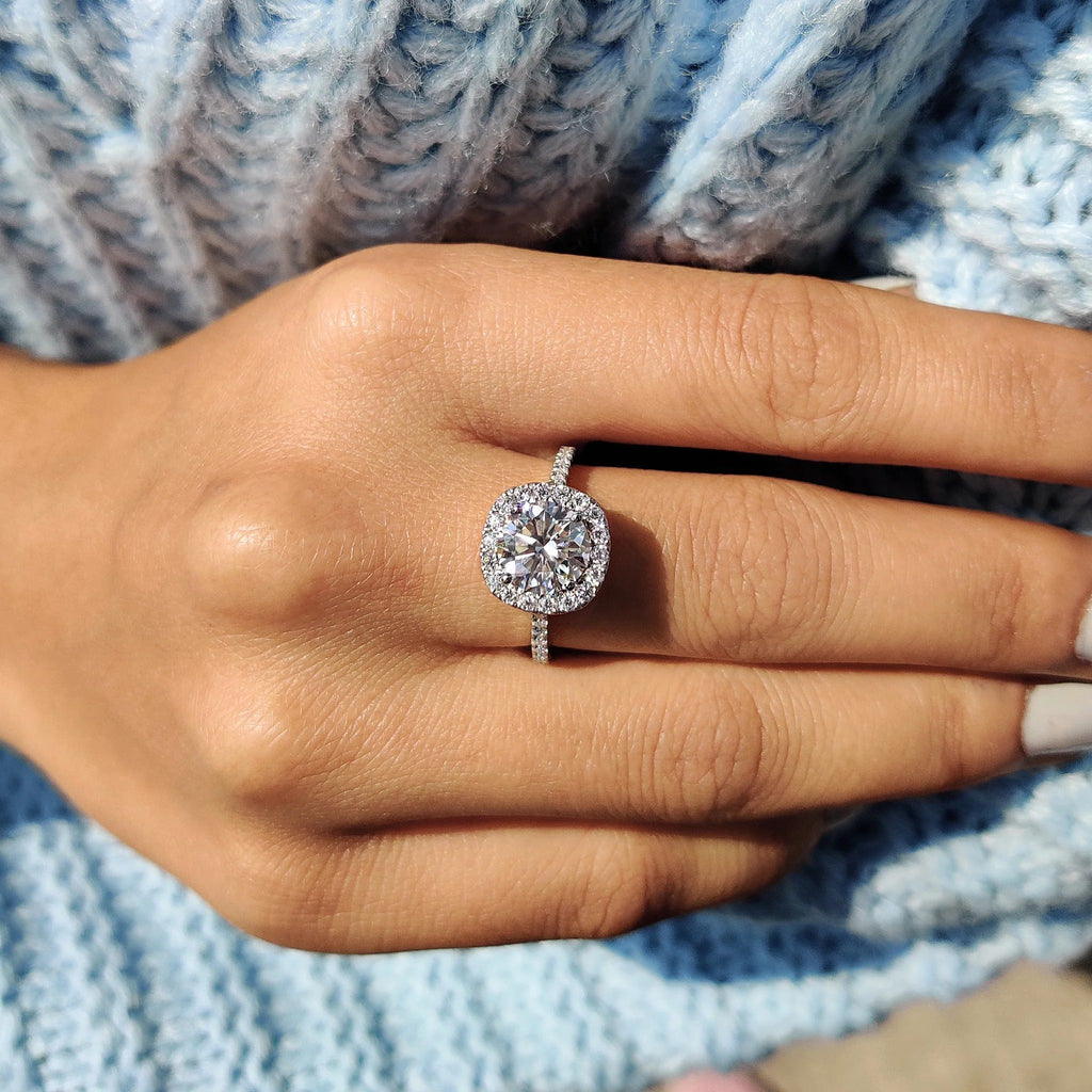 1.0 - 2.0 CT Round Cut Moissanite Halo Engagement Ring