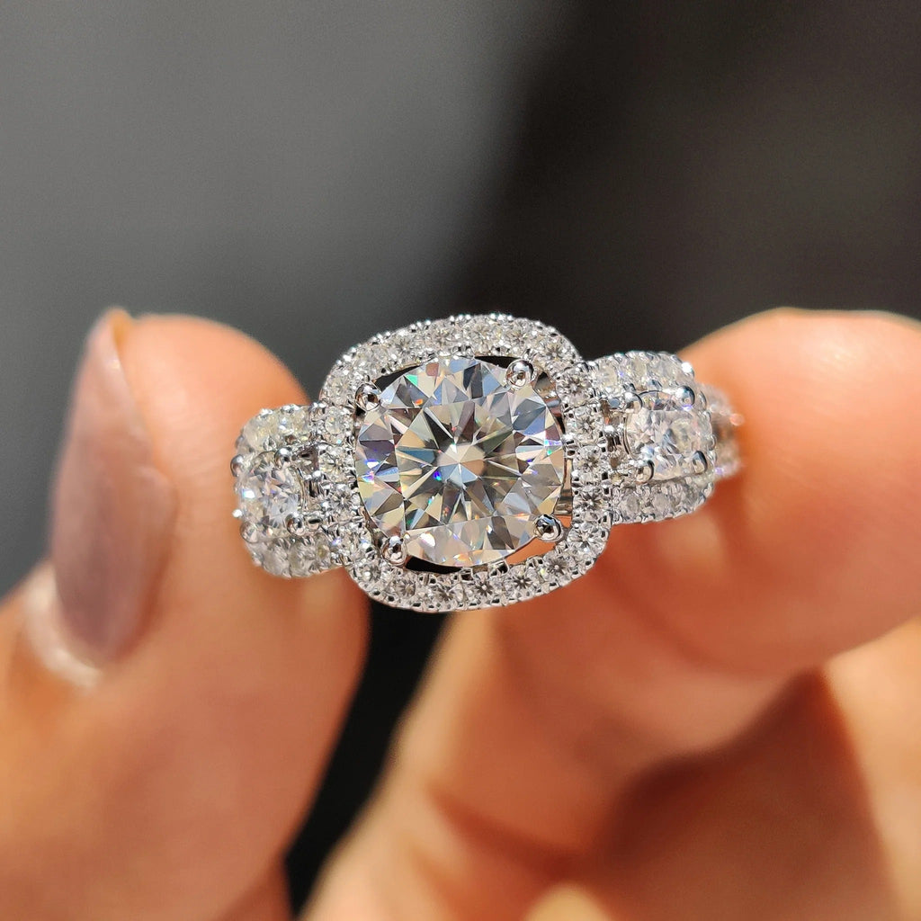 1.0 - 2.0 CT Round Cut Moissanite Three Stone Engagement Ring