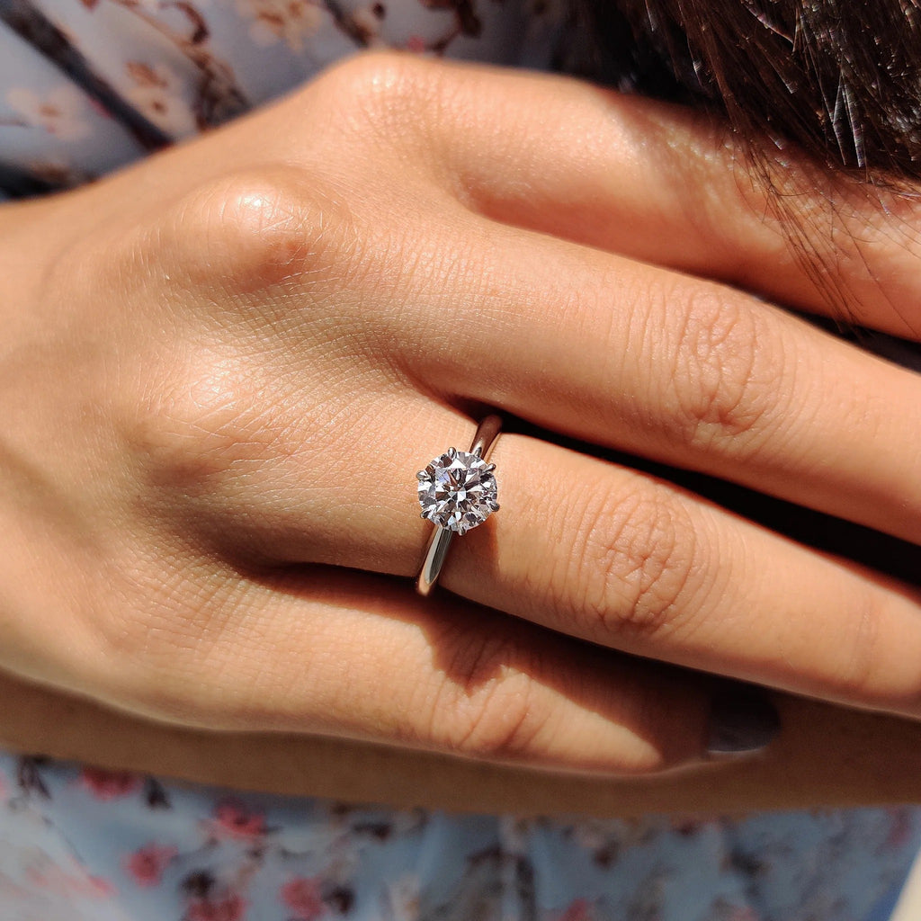 0.5 - 1.5 CT Round Cut Moissanite Solitaire Engagement Ring