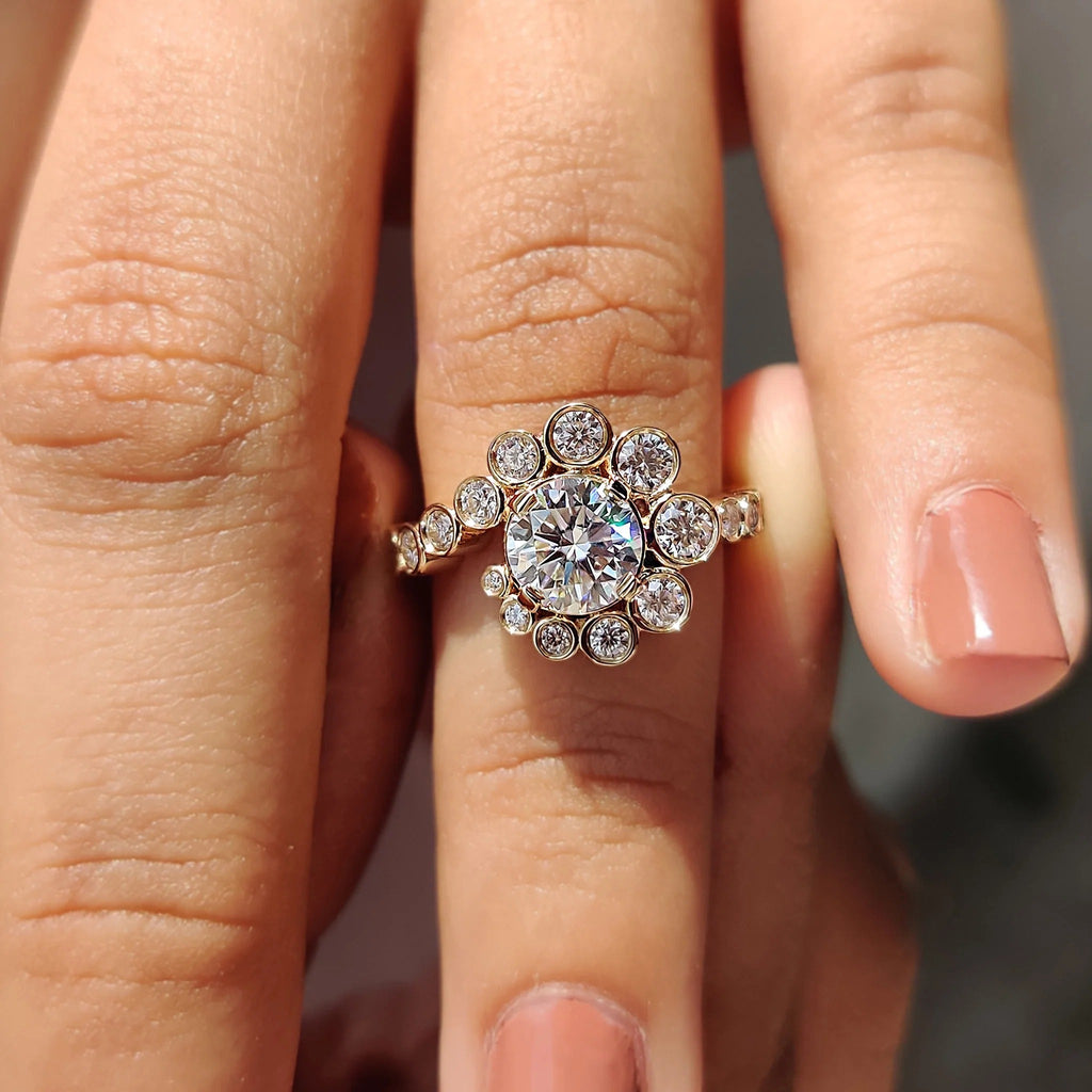 1.0 - 2.0 CT Round Cut Moissanite Halo Engagement Ring