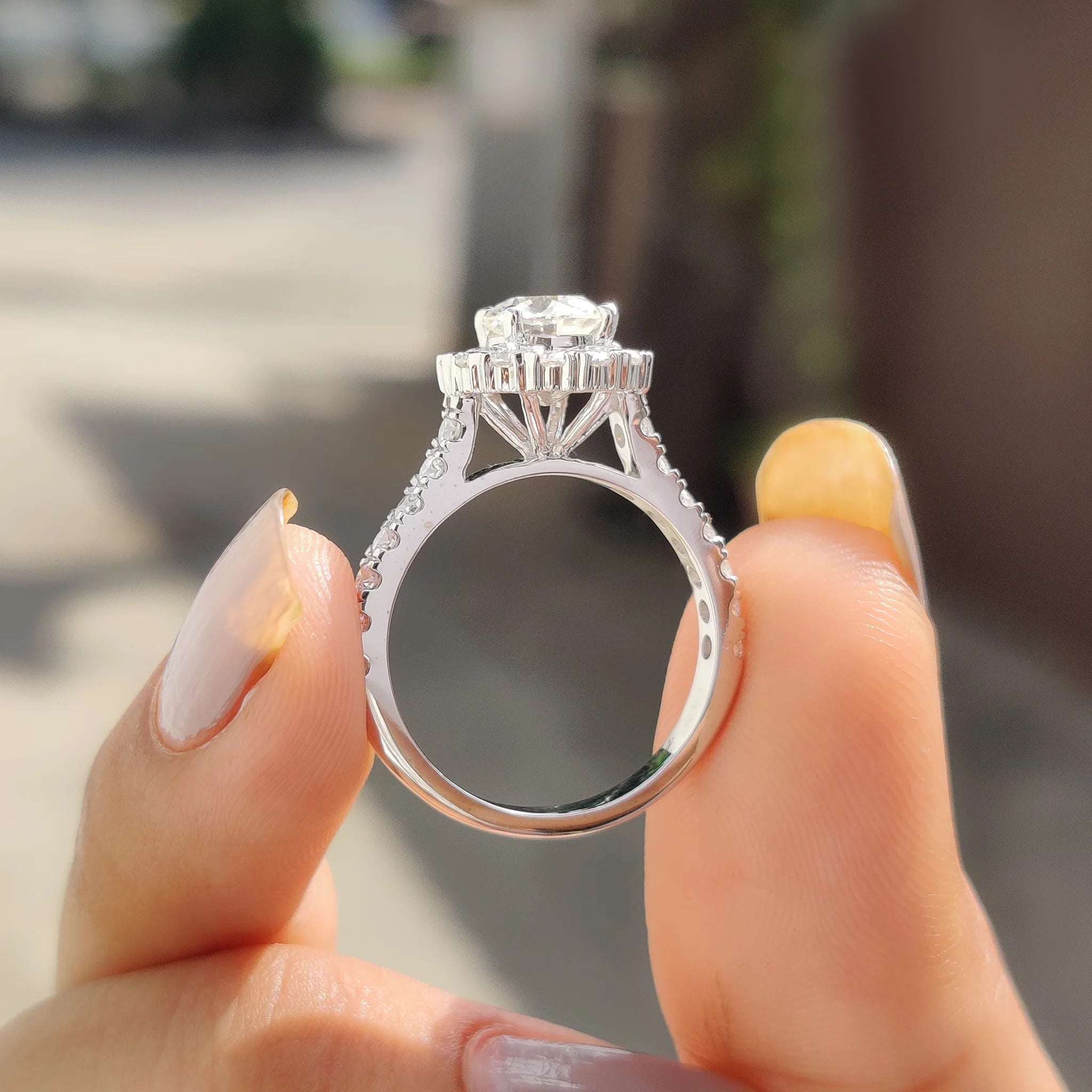 1.0 - 2.0 CT Round Cut Moissanite Halo Engagement Ring