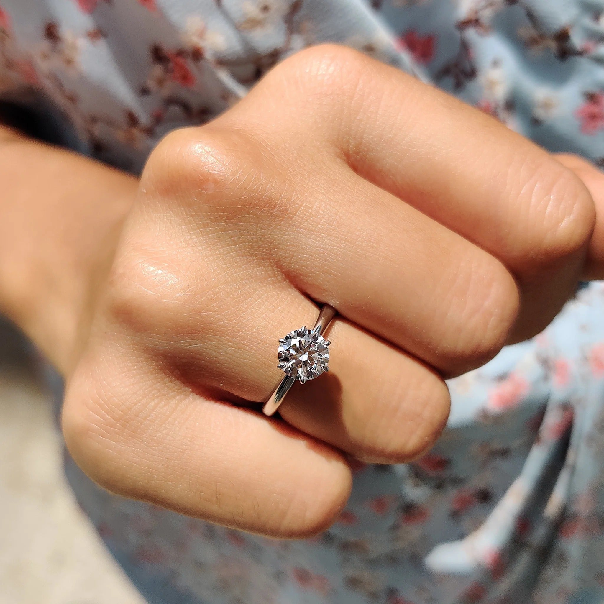 0.5 - 1.5 CT Round Cut Moissanite Solitaire Engagement Ring