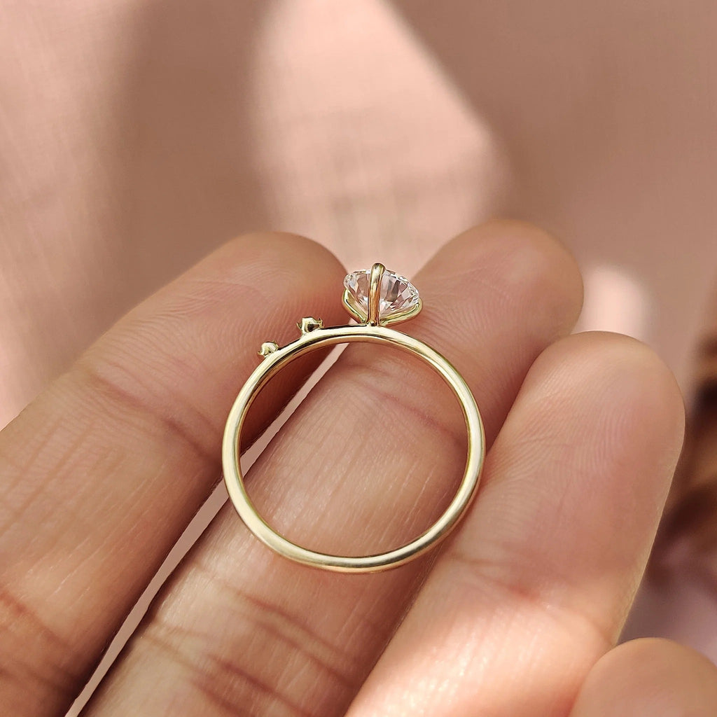 0.5 - 1.5 CT Round Cut Moissanite Three Stone Engagement Ring