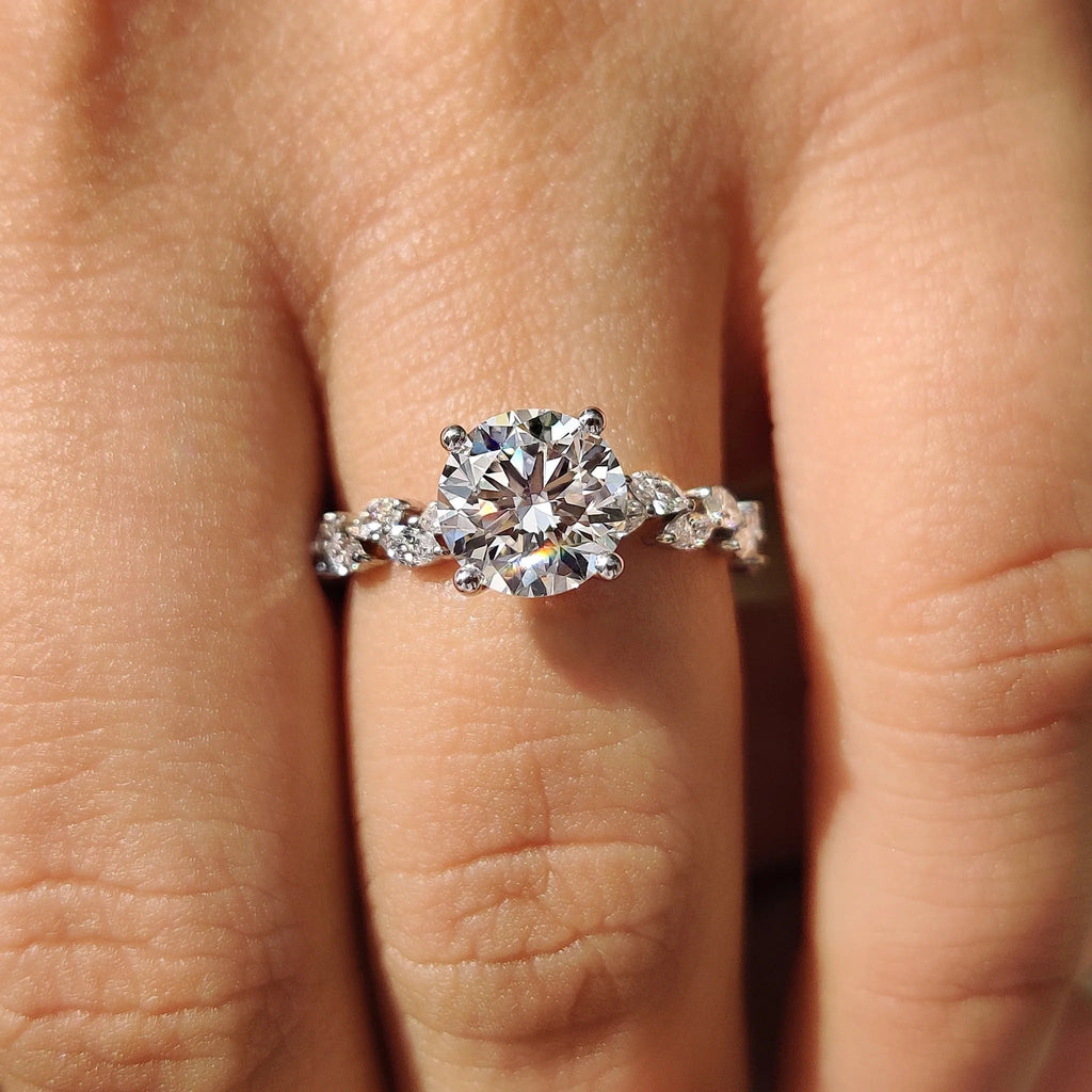 1.0-2.0 CT Round Cut Moissanite Pave Engagement Ring