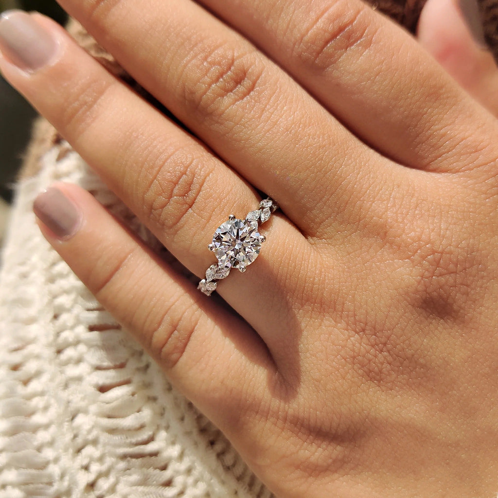 1.0-2.0 CT Round Cut Moissanite Pave Engagement Ring