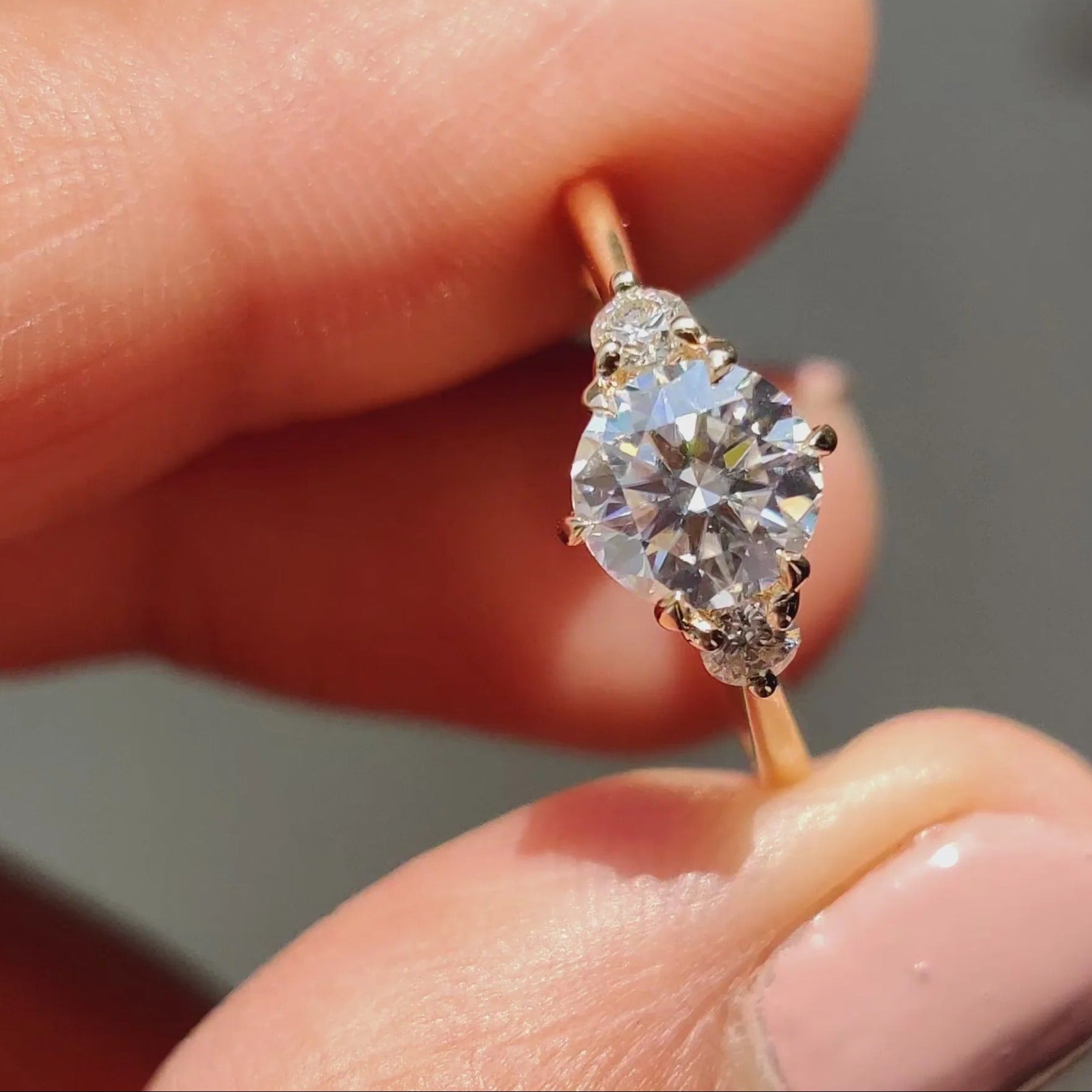 0.5 - 1.5 CT Round Cut Moissanite Three Stone Engagement Ring