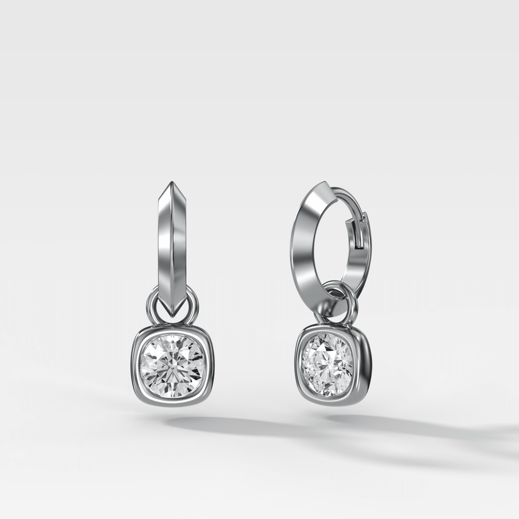 Knife Edge Drop Earrings with Round Cut Diamond