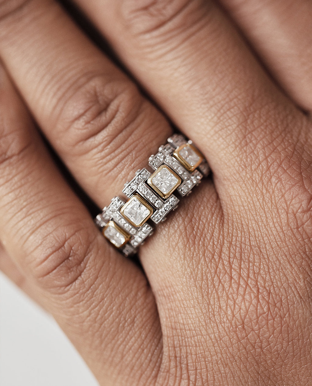LA PAZ Two-Tone Gold Ring with 4.70ct Diamonds