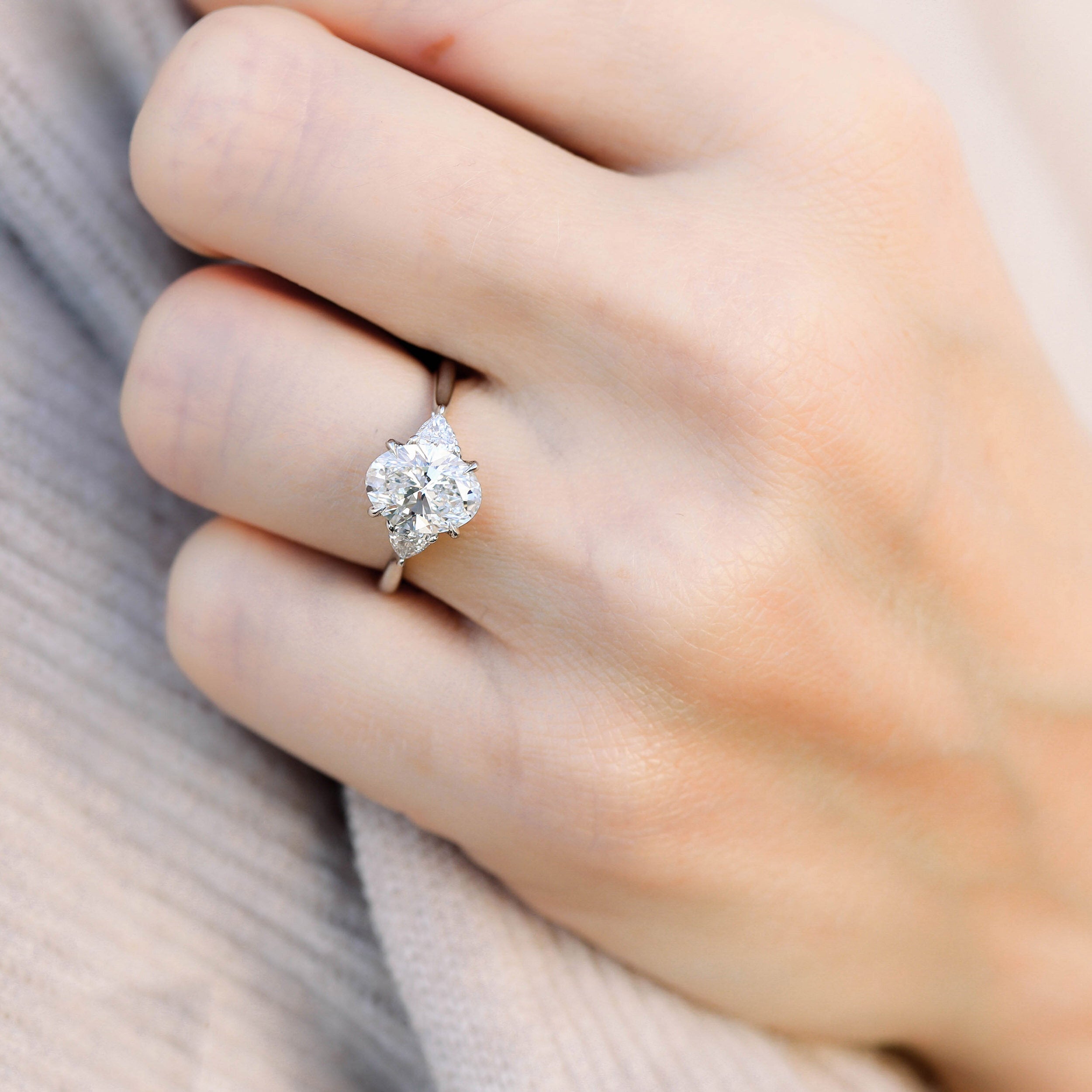 2.25CT Oval Moissanite three Stones Engagement Ring