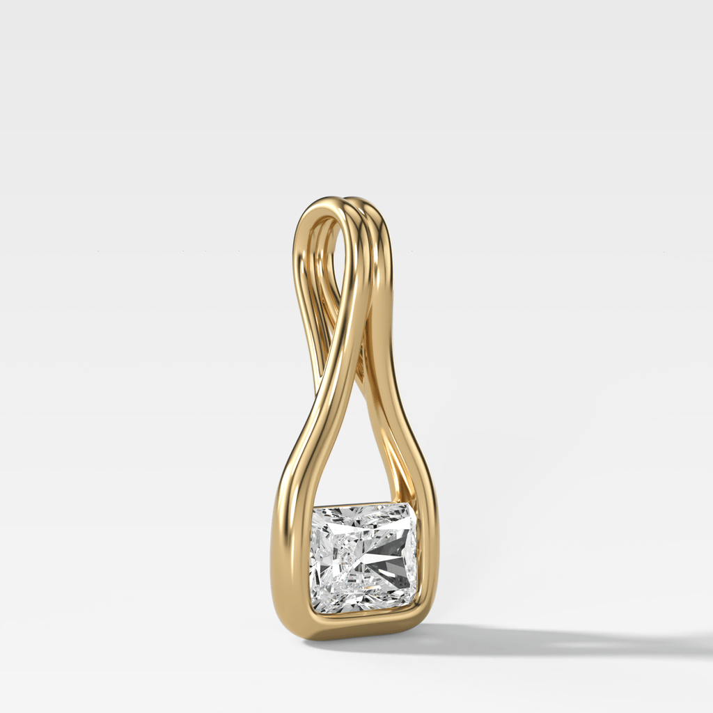 Lasso East West Elongated Radiant Diamond Pendant