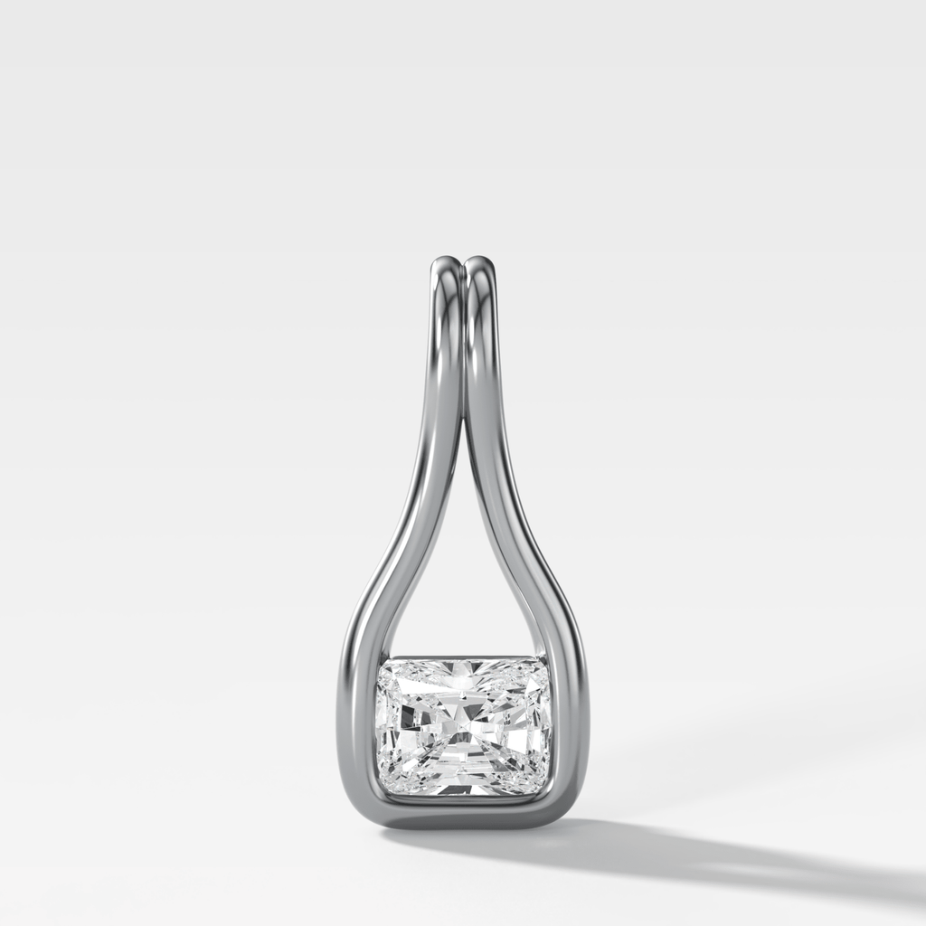 Lasso East West Elongated Radiant Diamond Pendant
