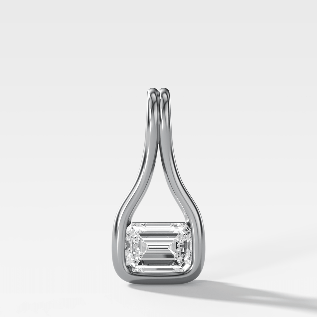 Lasso East West Emerald Diamond Pendant