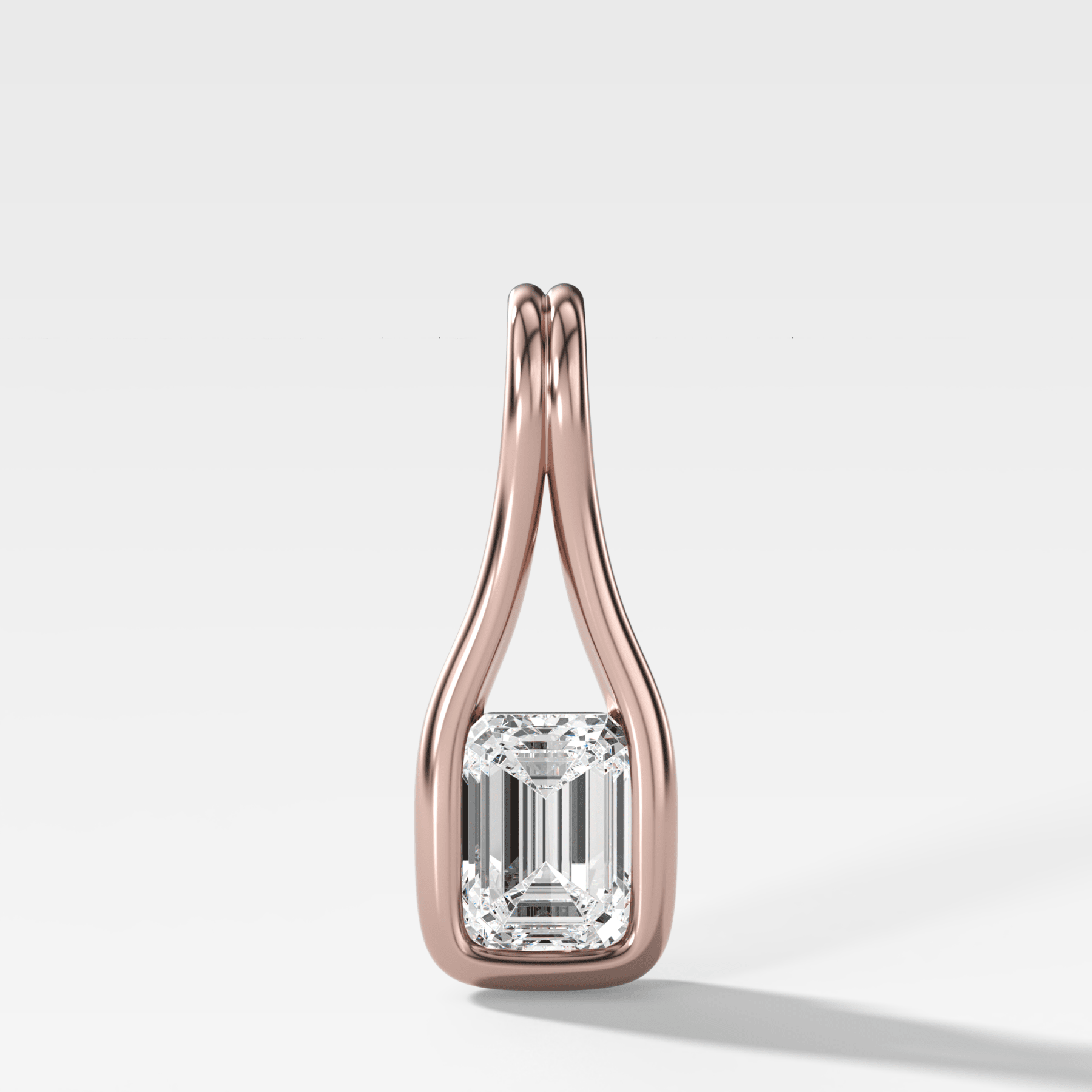 Lasso Emerald Diamond Pendant