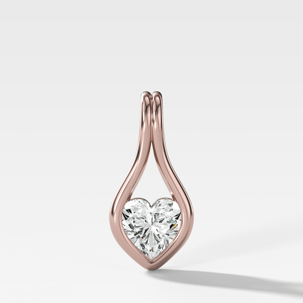 Lasso Heart Diamond Pendant