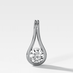 Lasso Round Diamond Pendant