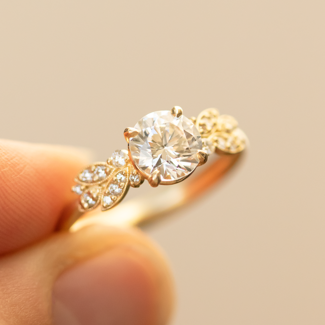 1.0 CT Round Cut Cluster Style Moissanite Engagement Ring