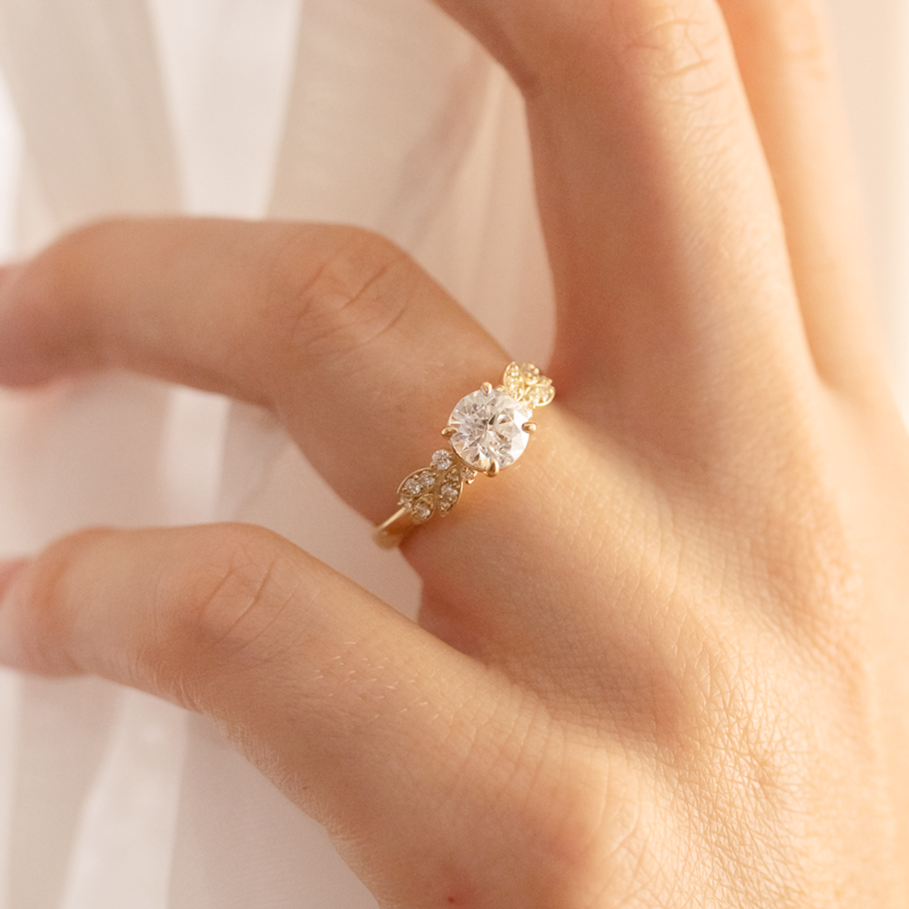 1.0 CT Round Cut Cluster Style Moissanite Engagement Ring