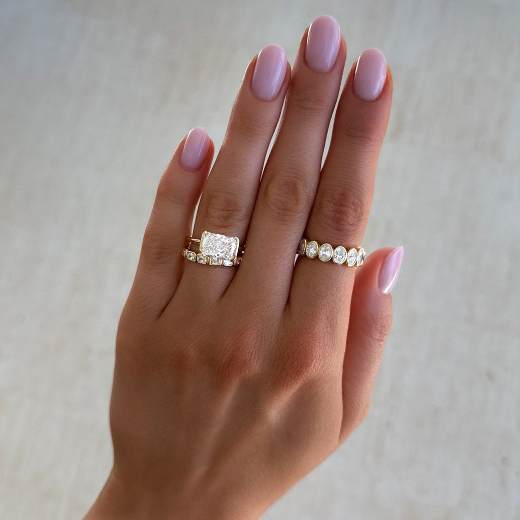Midi Bezel Set Halfway Wedding Band With Oval Cuts