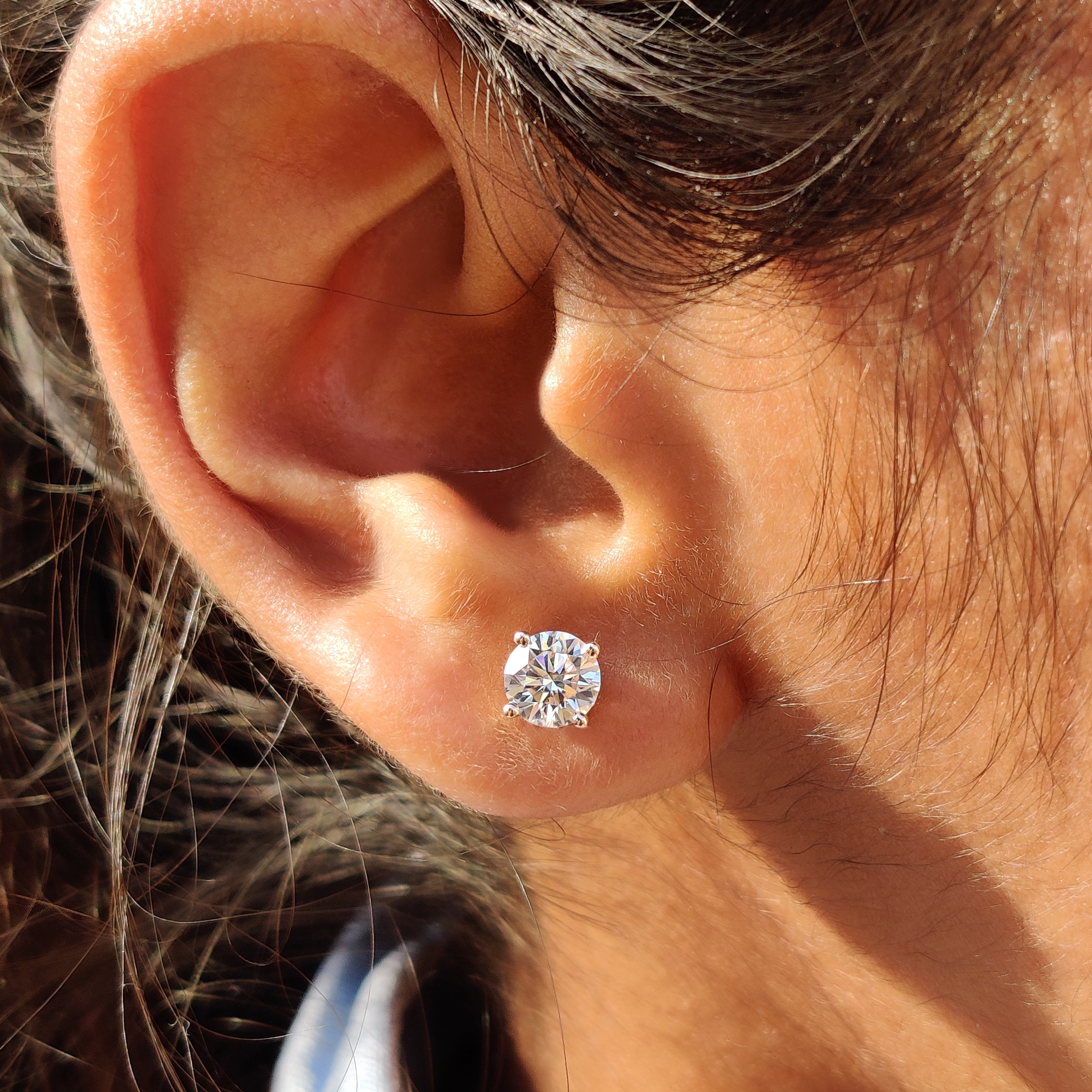 Round Cut Earrings In Screw Back Style Secondary image
