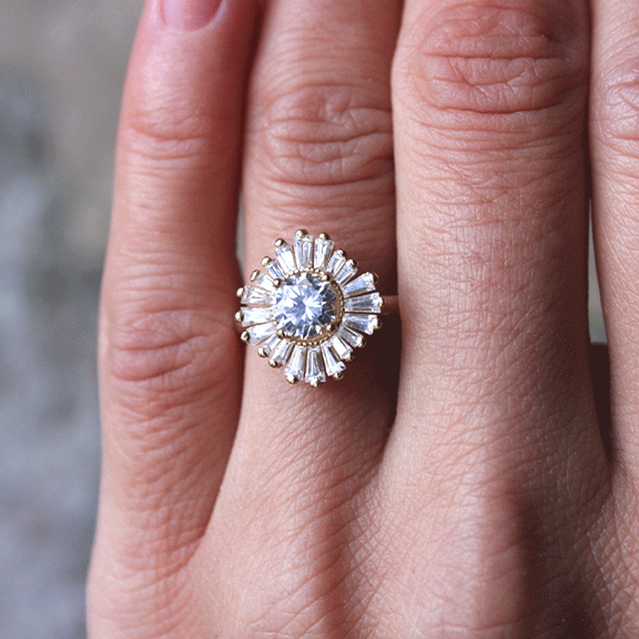 1.0 CT Round Cut Ballerina Style Moissanite Engagement Ring