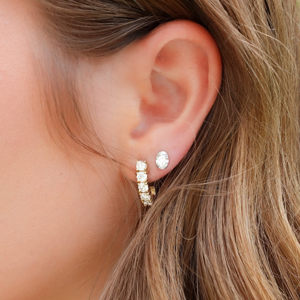 Oval Cut Double Point Prong Diamond Studs