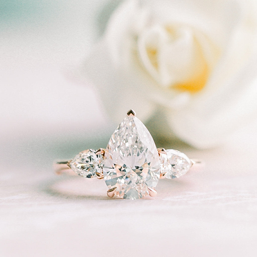 2.0 CT Pear Cut Moissanite Three Stone Engagement Ring