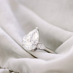 2.0 CT Pear Cut Moissanite Three Stone Engagement Ring