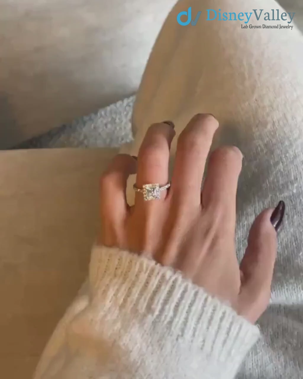 1.5 ct IGI Certified Princess Cut Lab Grown Diamond Halo Engagement Ring