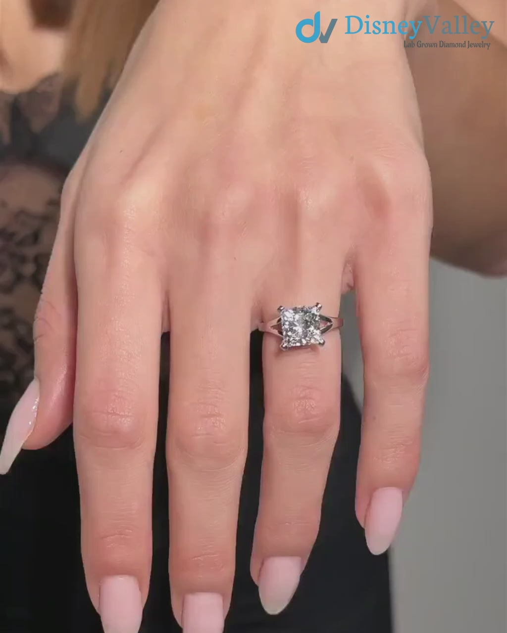 3.00 ct IGI CERTIFIED Princess Excellent Cut Lab Grown Diamond Stylish Solitaire Engagement Ring