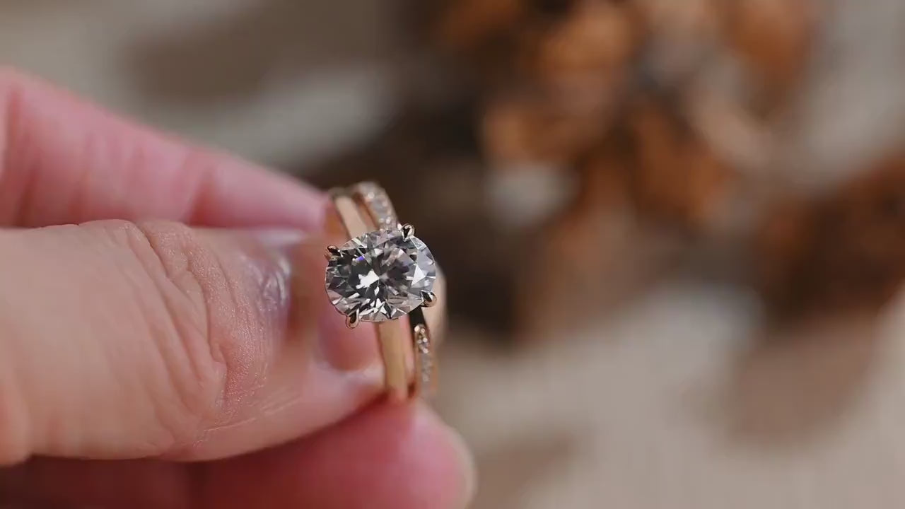 Solid Gold Oval Cut Moissanite Engagement Ring and Wedding Band Set, Gift for Her