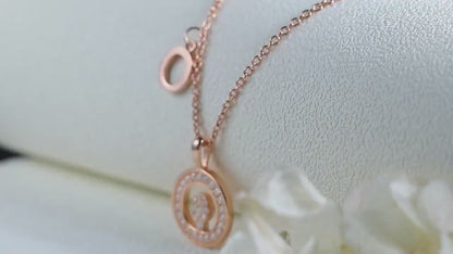 Personalized "O" latter diamond necklace