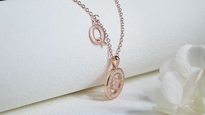 Personalized "Q" latter diamond necklace