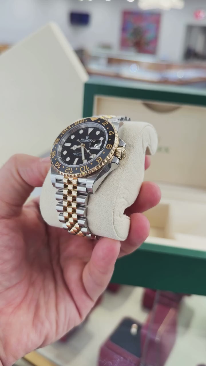 Cartier Santos mit Diamanten, 40 mm – Edelstahl – Zifferblatt mit arabischen Ziffern