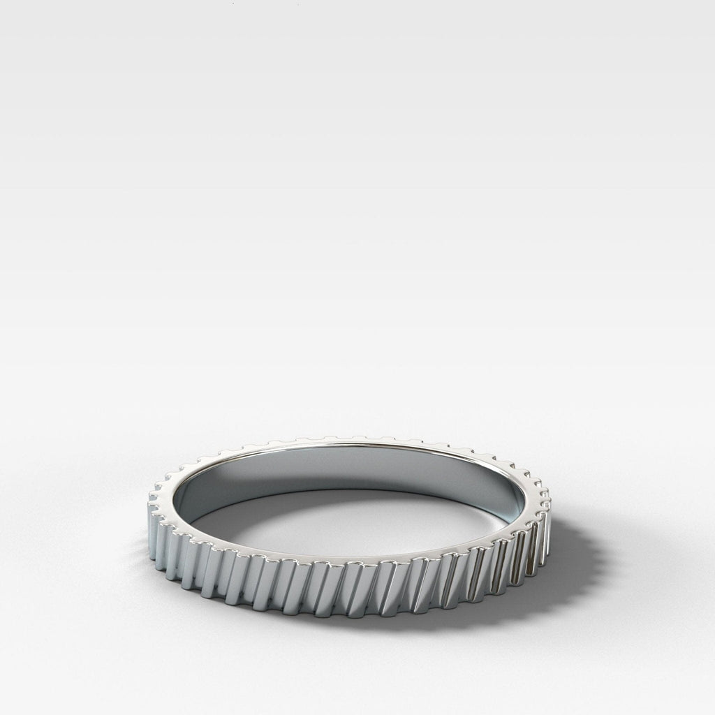 Ridge Wedding Band (2.5mm)