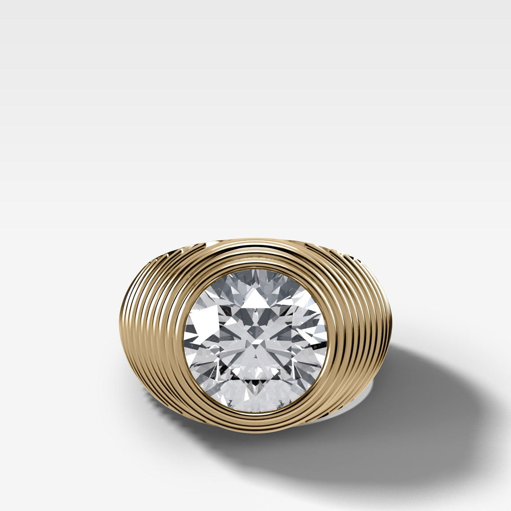 Ripple Solitaire Engagement Ring with Round Cut Diamond