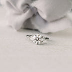 2.0CT Round Moissanite Three Stones Engagement Ring