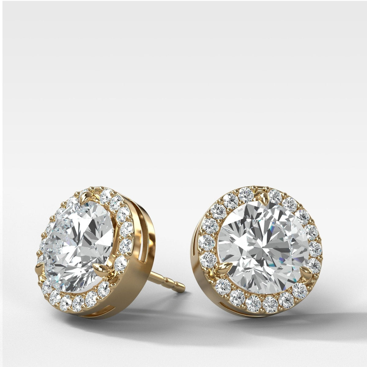 Round Cut Single Point Prong Diamond Studs With Micro Pavé Halo