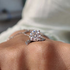 Round Cut Pendant With Simple Solitaire Style