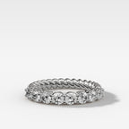 Shared Prong Rope Wedding Band With Round Diamonds