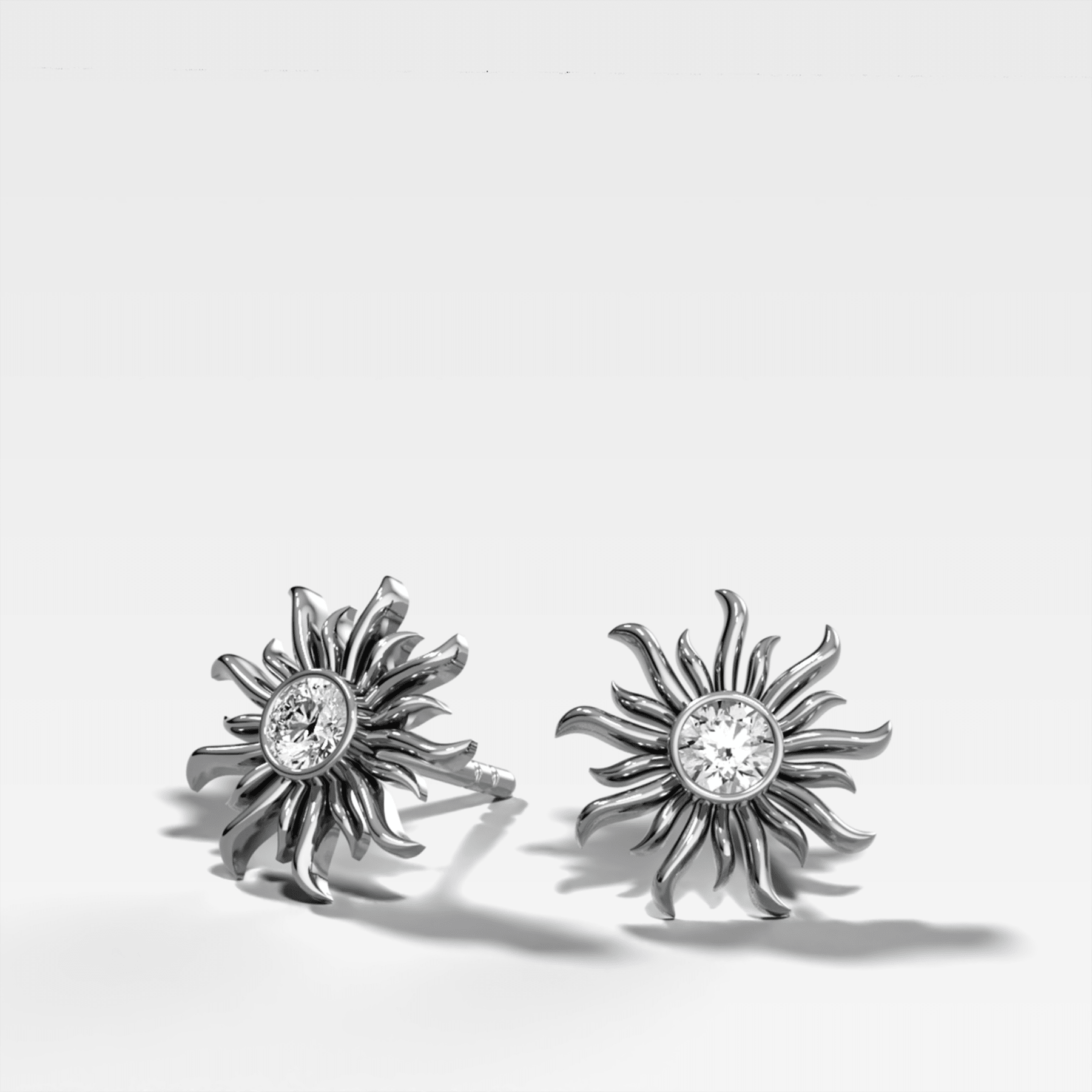 Sunlight Round Diamond Stud Earrings