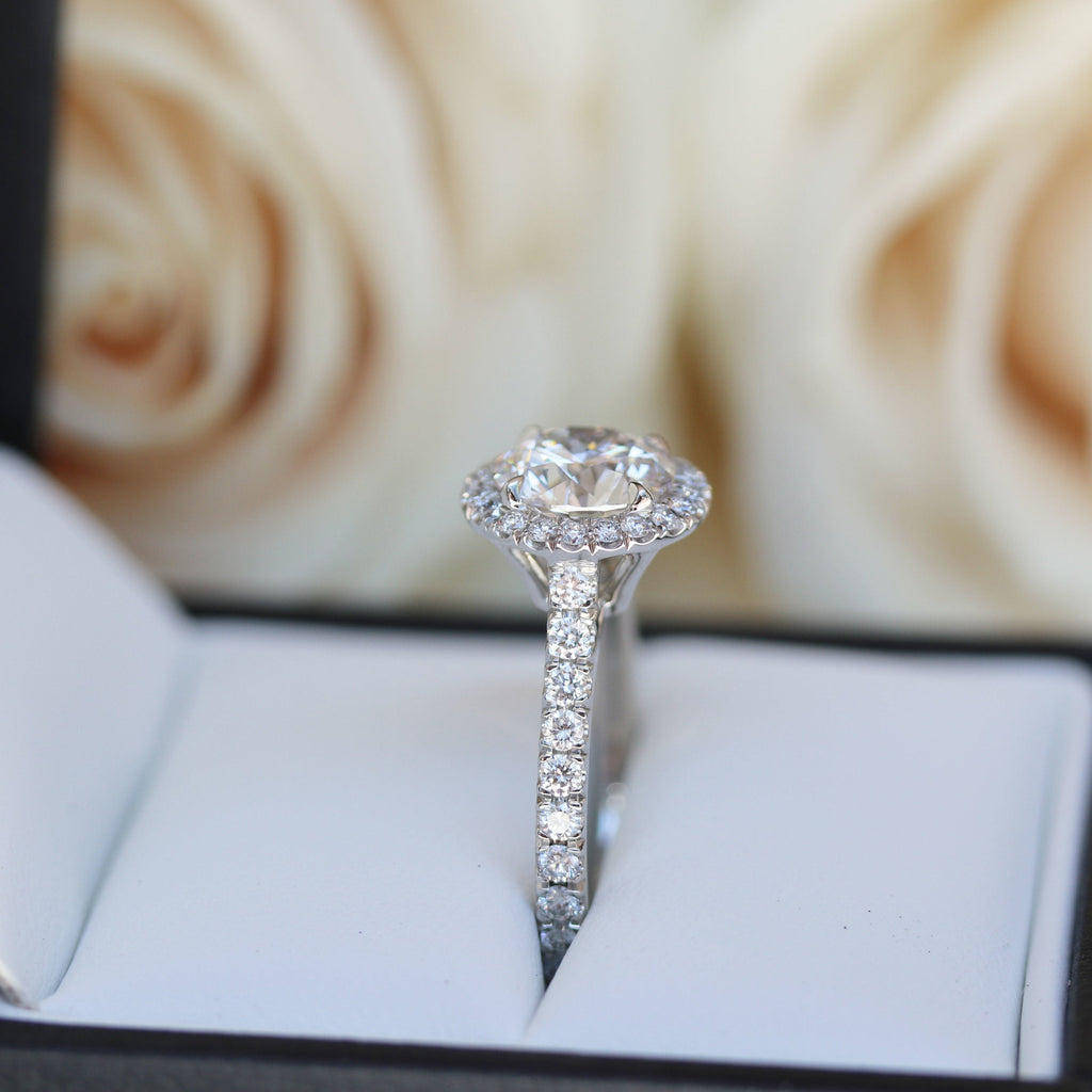 2.25 CT Round Brilliant Cut Moissanite Halo Setting Engagement Ring
