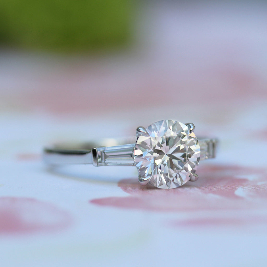 2.0 CT Round Brilliant Cut Moissanite Three Stones Engagement Ring