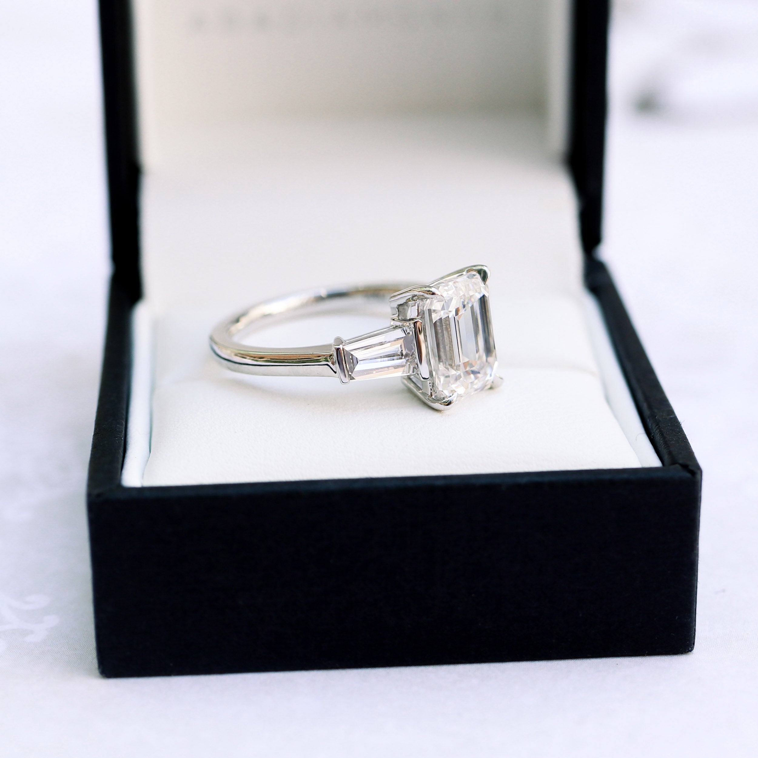 3.0 CT Emerald Cut Moissanite Three Stones Engagement Ring