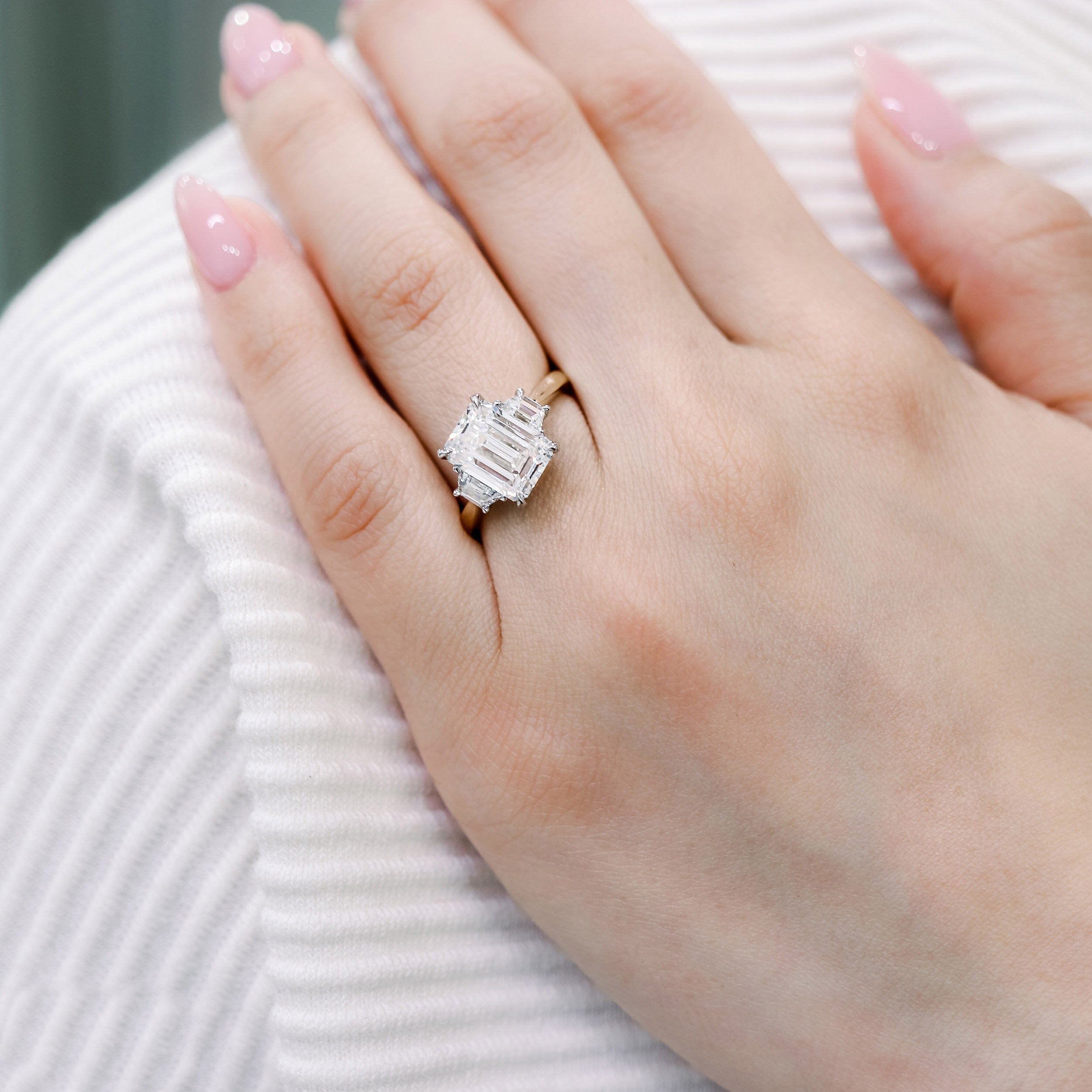 2.75 CT Emerald Moissanite Three Stones Engagement Ring