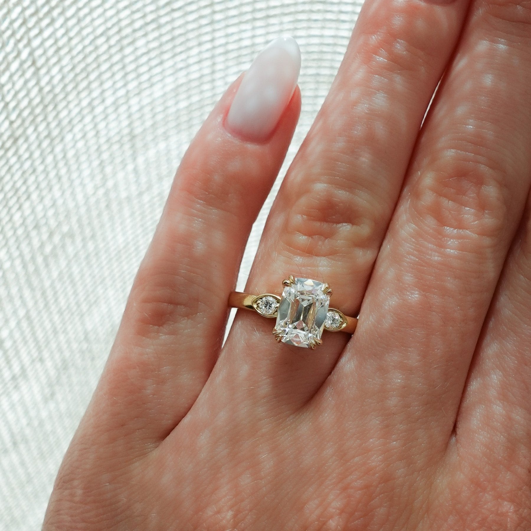 Vintage Ridge Engagement Ring set with 2.01ct Lab Grown Old Mine Cut Diamond