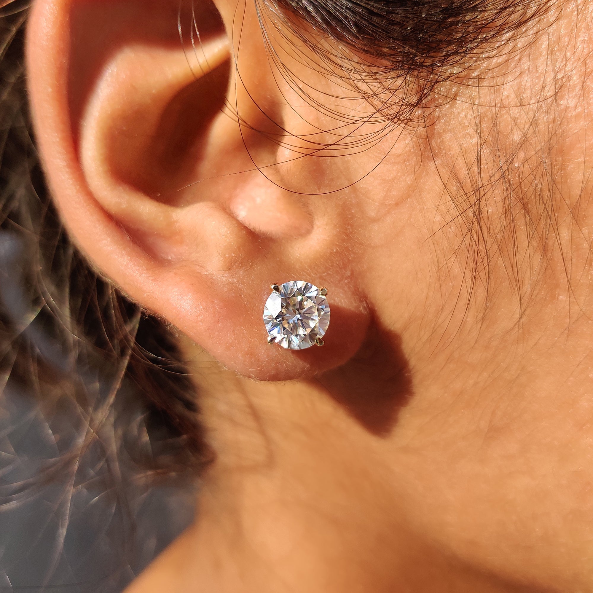 Round Cut Stud Earrings crafted in Moissanite with Screw Back